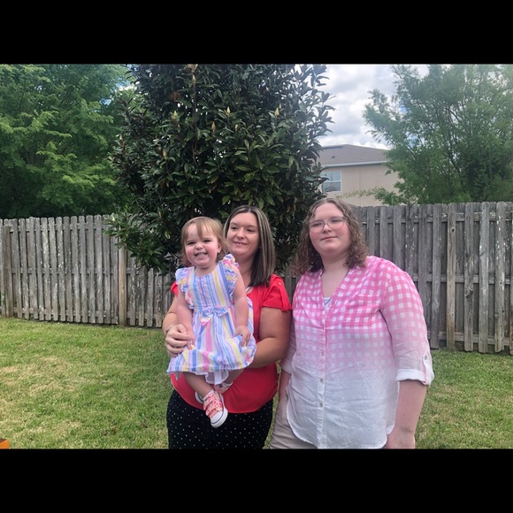 Meet your Posher, Kendra - Picture 6 of 6